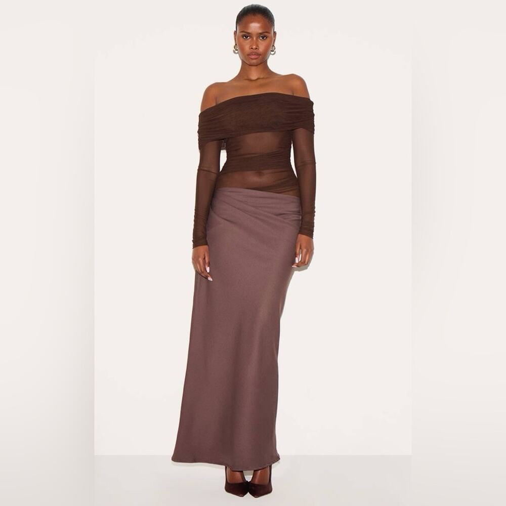PrettyLittleThing Chocolate Brown Off-Shoulder Maxi Dress